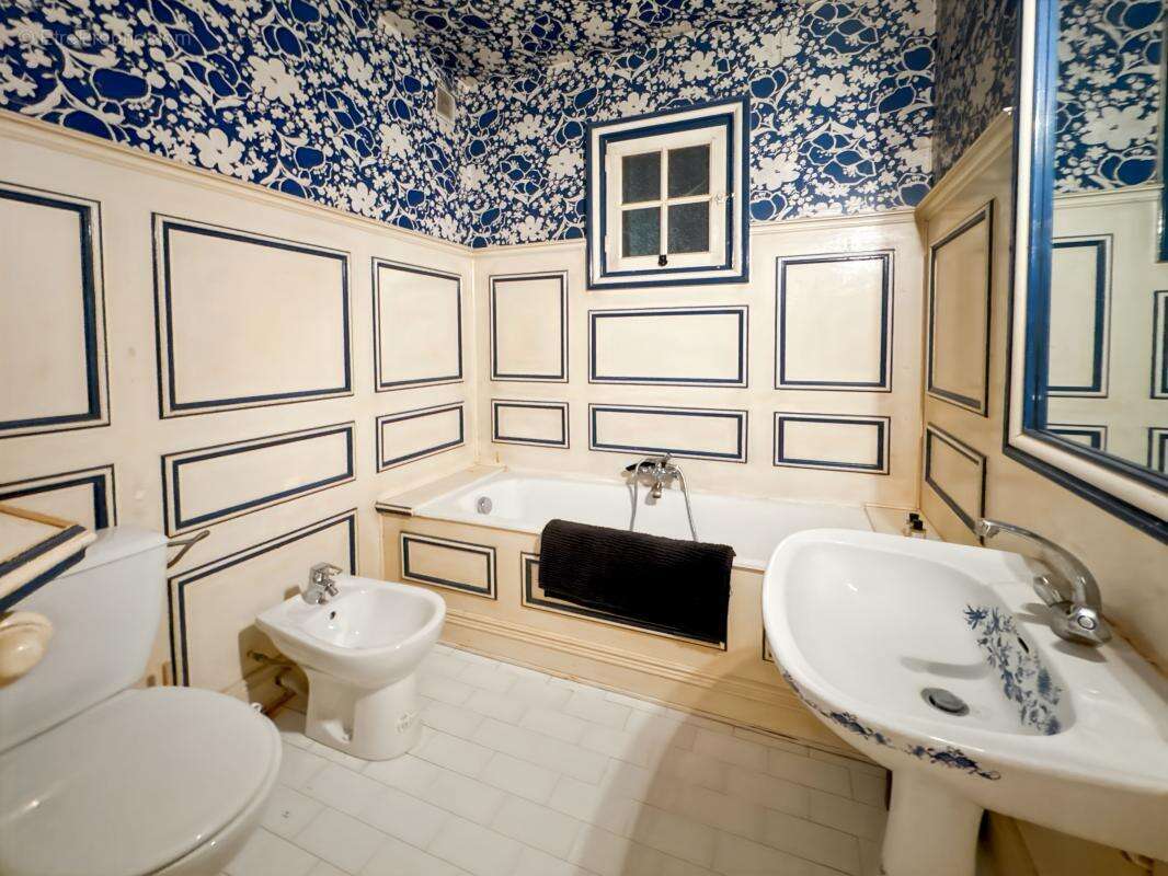 Maison à ANTONNE-ET-TRIGONANT