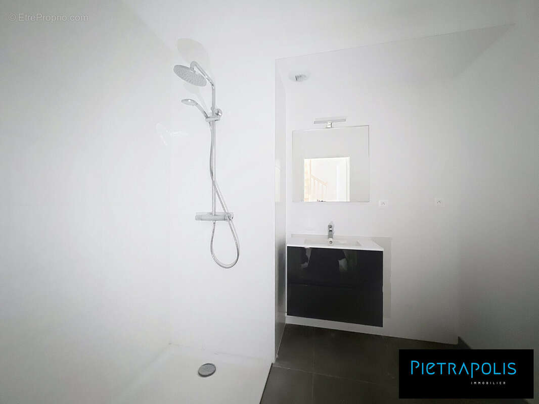 Appartement 96 m² à Jonage  - photo 9