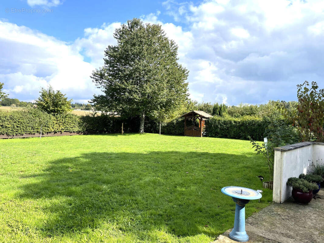 JARDIN - Maison à LORIGNE