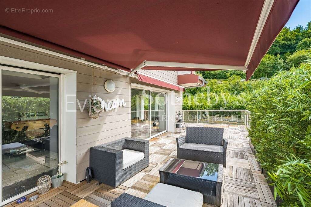 Appartement à EVIAN-LES-BAINS