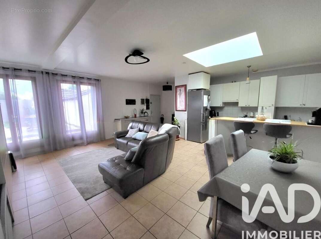 Photo 3 - Maison à JOUY-EN-JOSAS