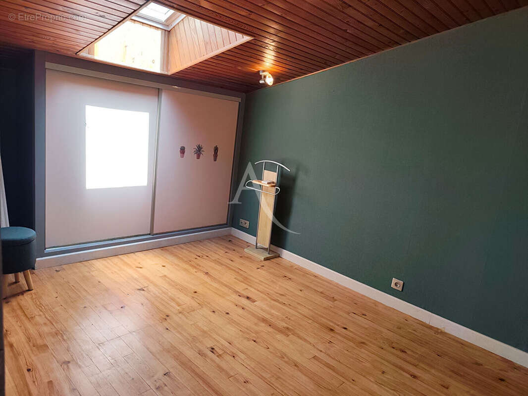 Maison au calme avec parc verdoyant - photo 7