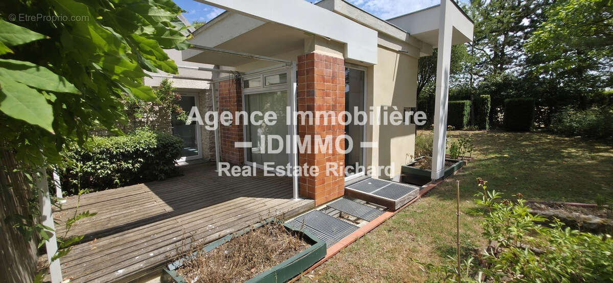 En exclusivité   véritable bijou au style maison d'architecte 202 m2 habitables à chapelon 45270 - photo 25