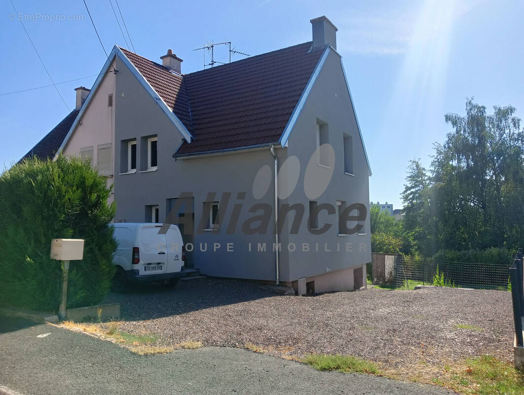 Maison à LUXEUIL-LES-BAINS