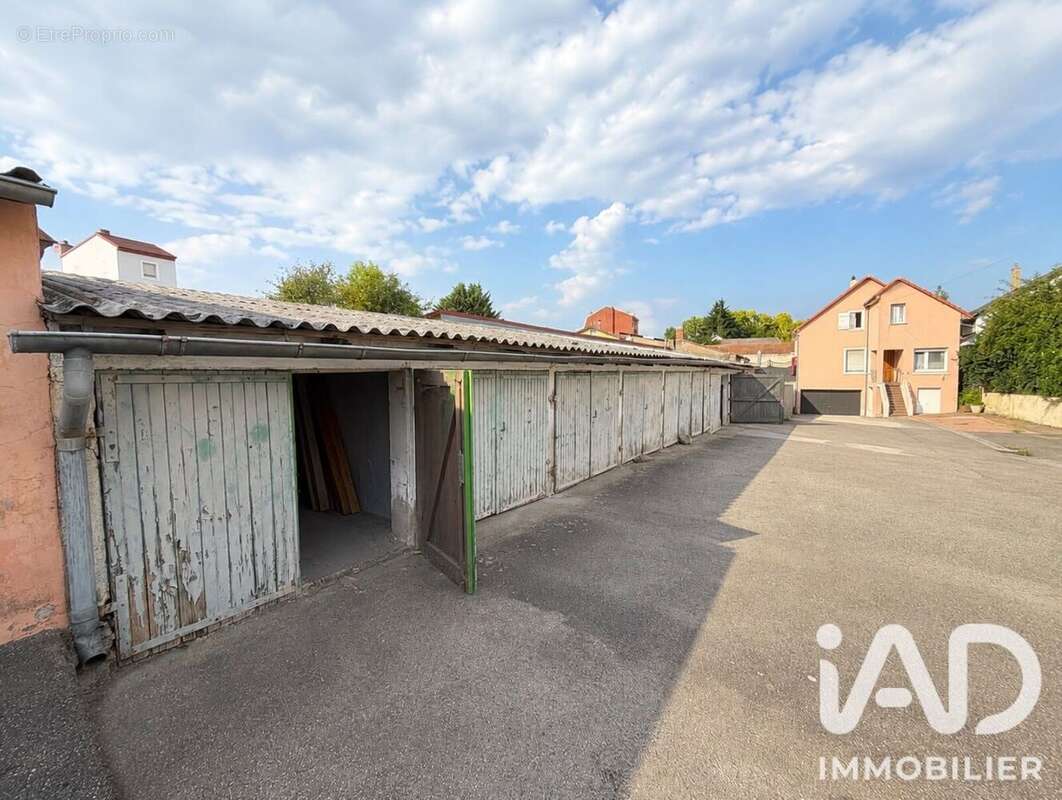 Parking 184 m² à Mulhouse  - photo 3