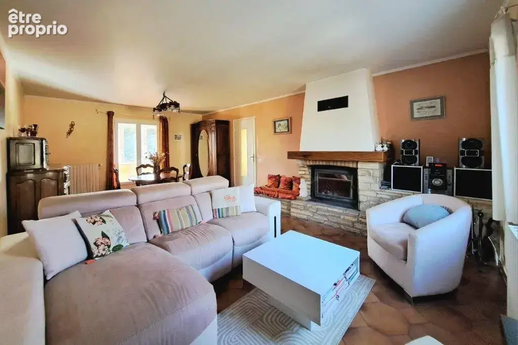 A vendre à Gargas spacieuse avec deux appartements et piscine - photo 5