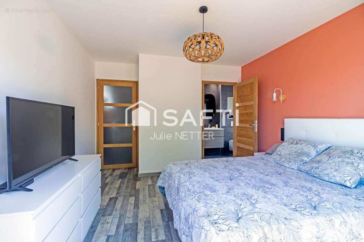 Photo 9 - Maison à ROQUEBRUNE-SUR-ARGENS