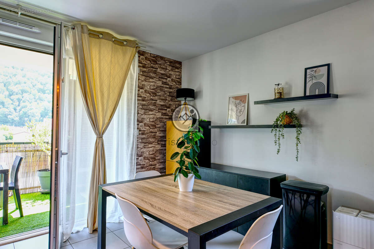Appartement T4 avec terrasse et vue montagnes - photo 16