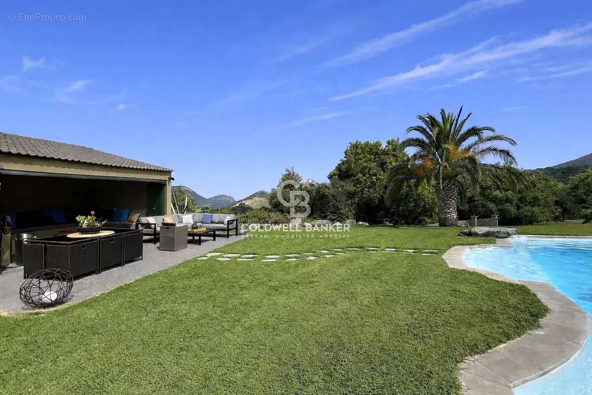 Maison à SAINT-FLORENT