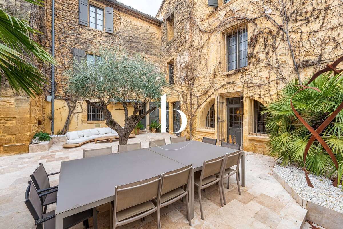 Maison à UZES