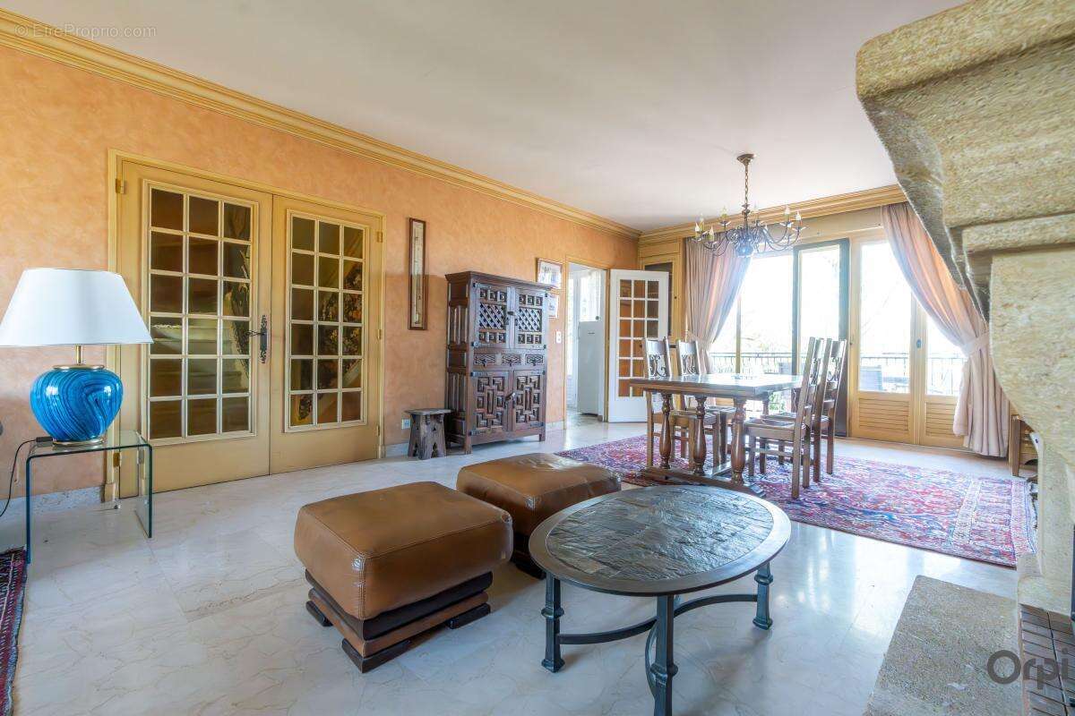 Maison à POMPONNE