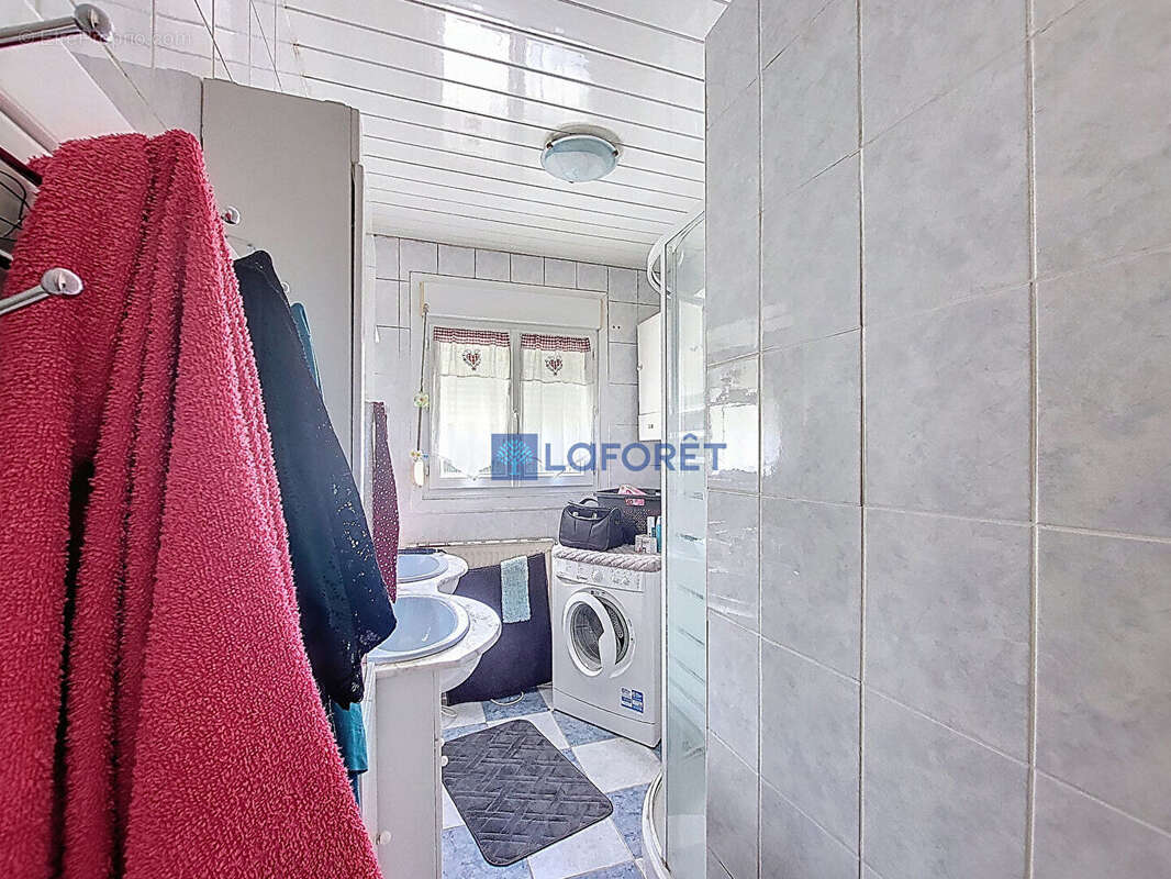 Maison Mayot 5 pièce(s) 101 m2 - photo 6