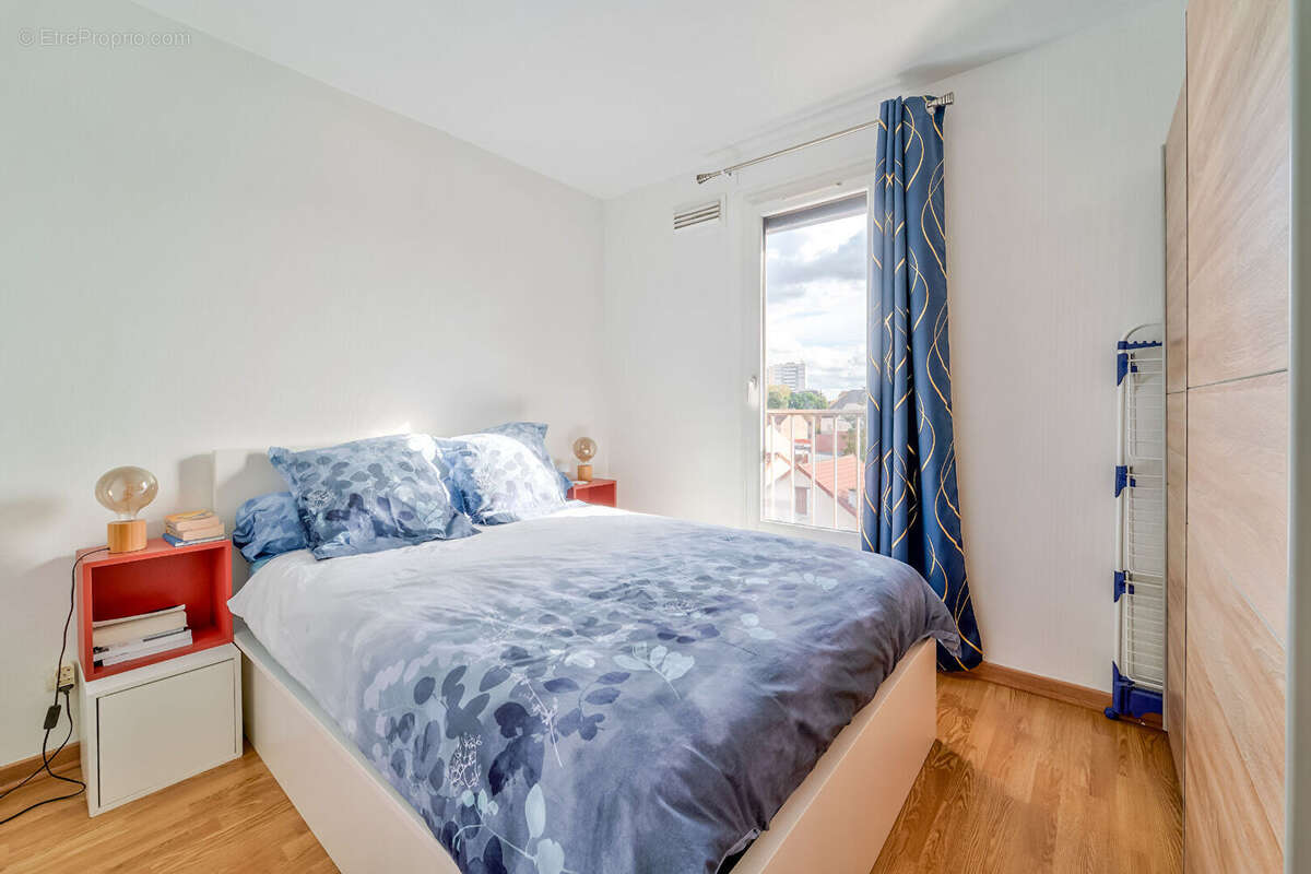 Appartement à COLOMBES