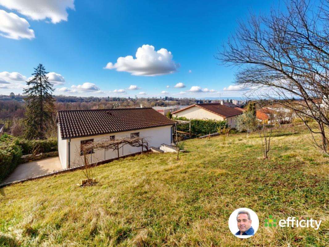 Maison à CHATILLON-SUR-CHALARONNE
