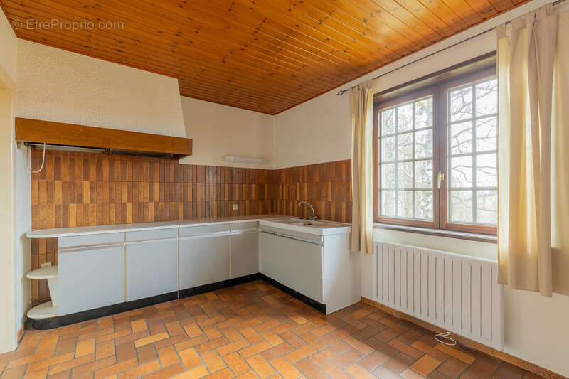 Propriete avec deux appartements ou maison  familiale 270 m2 - photo 11