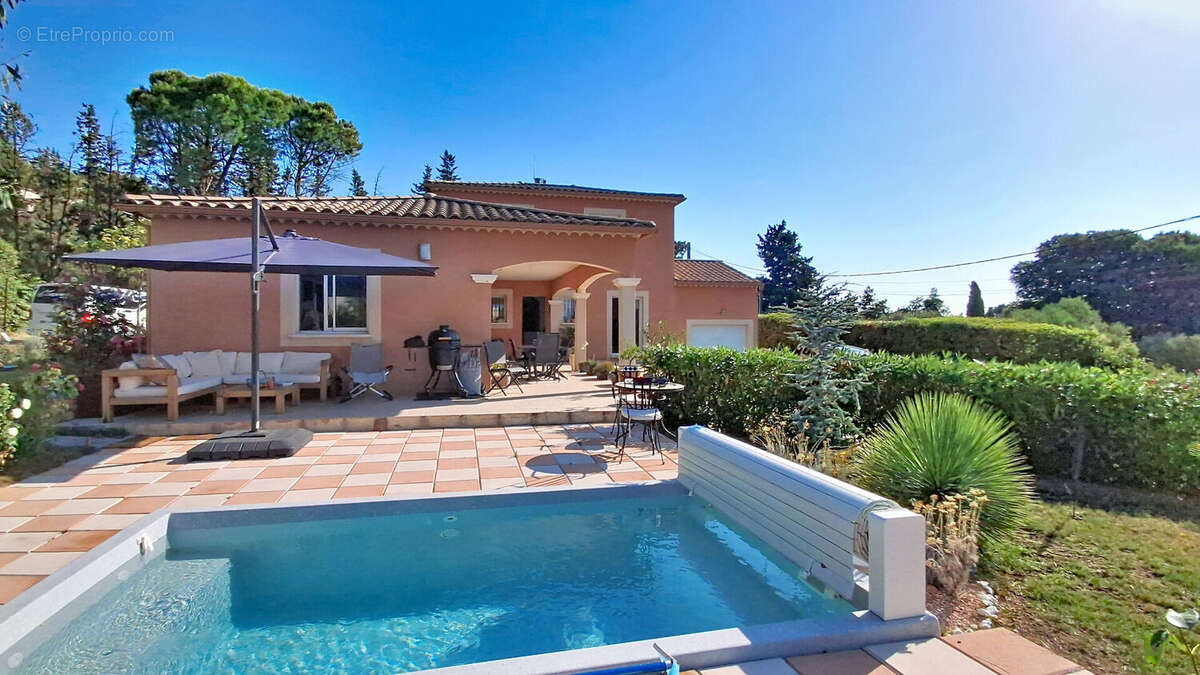 Villa Récente Aramon 5 pièce(s) 135 m² avec piscine - photo 3