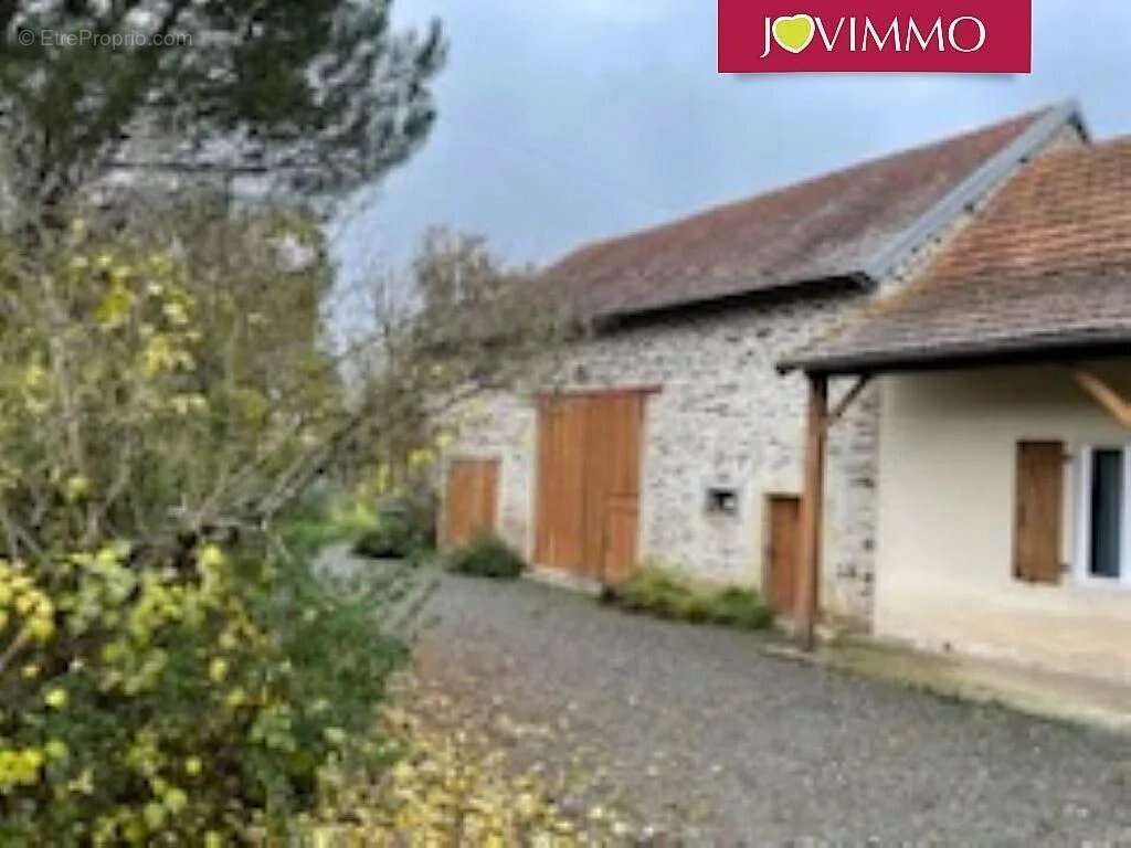 Maison à PREVERANGES