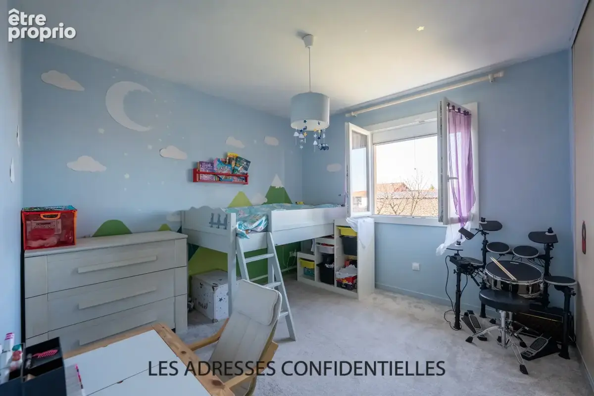 CHASSIEU - Maison familiale 112 m2 - 5 pièces - photo 7
