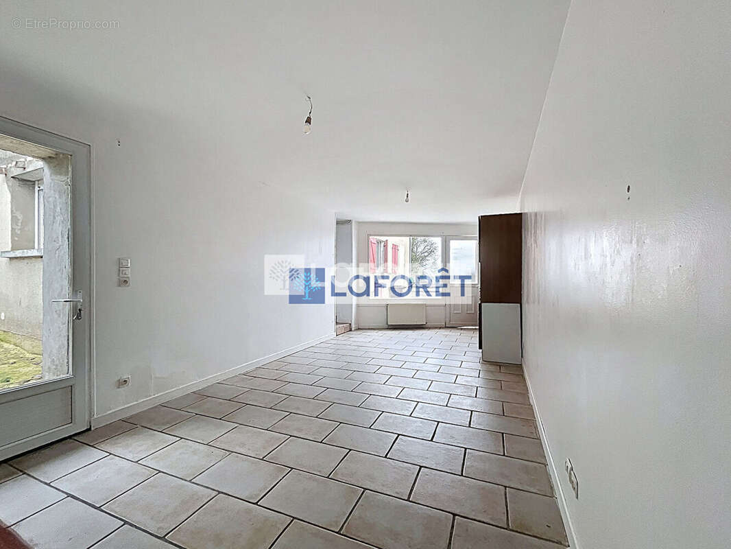 Maison à SEXFONTAINES