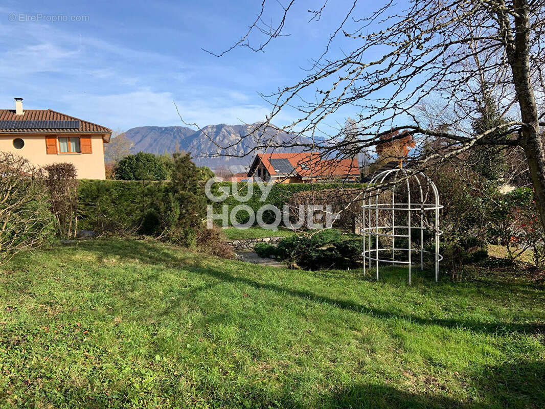 Maison à CHAPAREILLAN