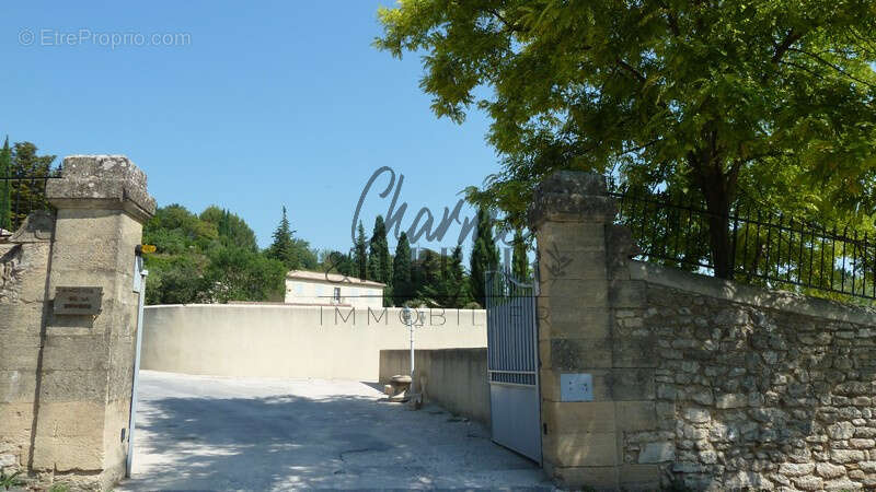 Appartement à UZES