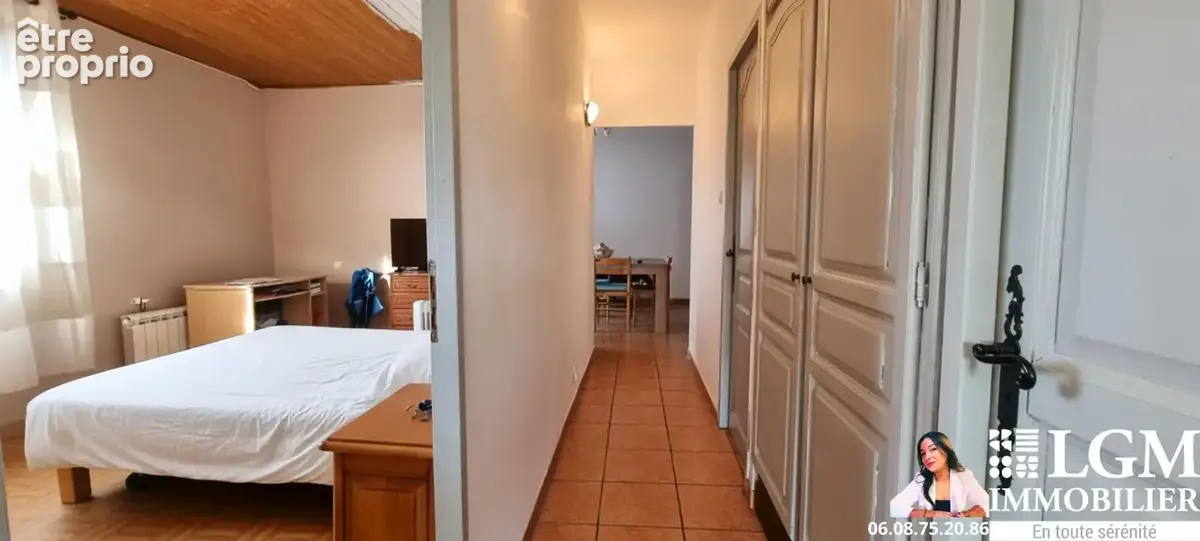 Gardanne-T4 avec extèrieurs, garage et vue panoramique - photo 9