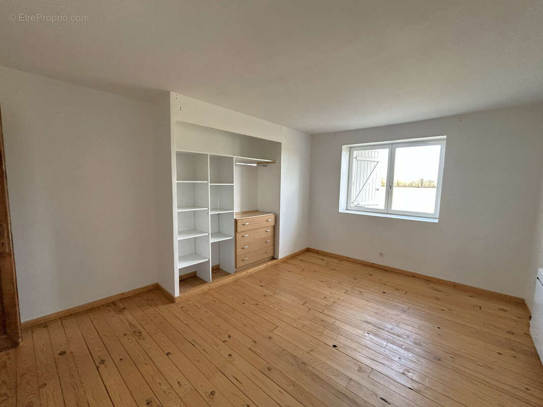 Maison à CHATILLON-SUR-CHALARONNE