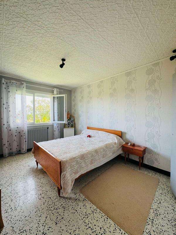 Maison à AURIAC-SUR-VENDINELLE