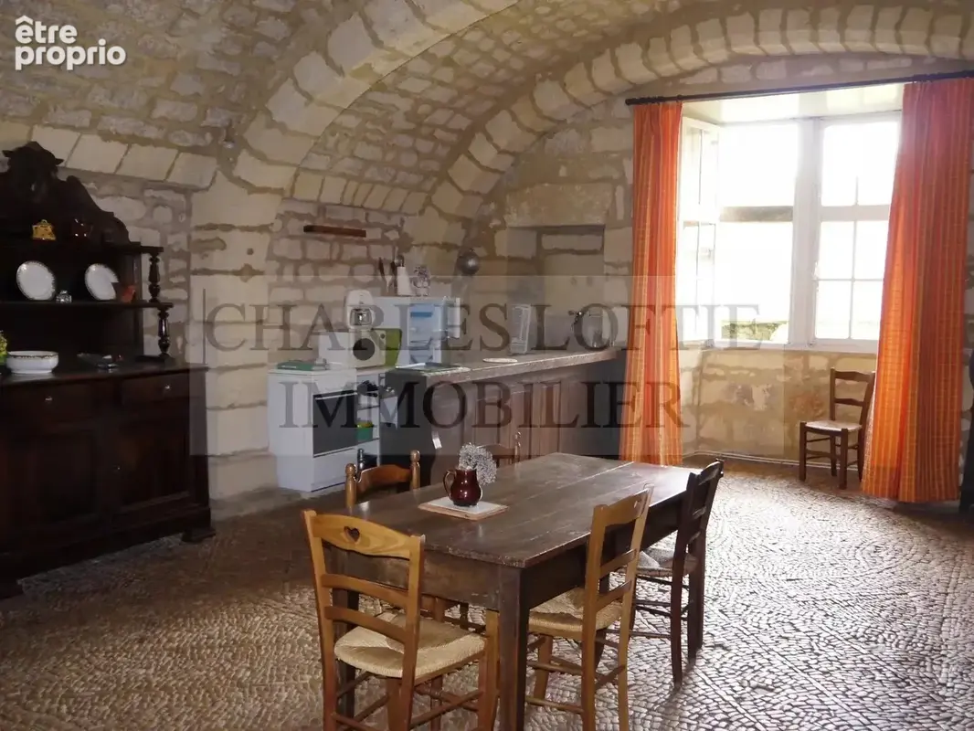 Propriété mitoyenne dans un château Médiéval du 14ème et 15eme siècles - photo 14