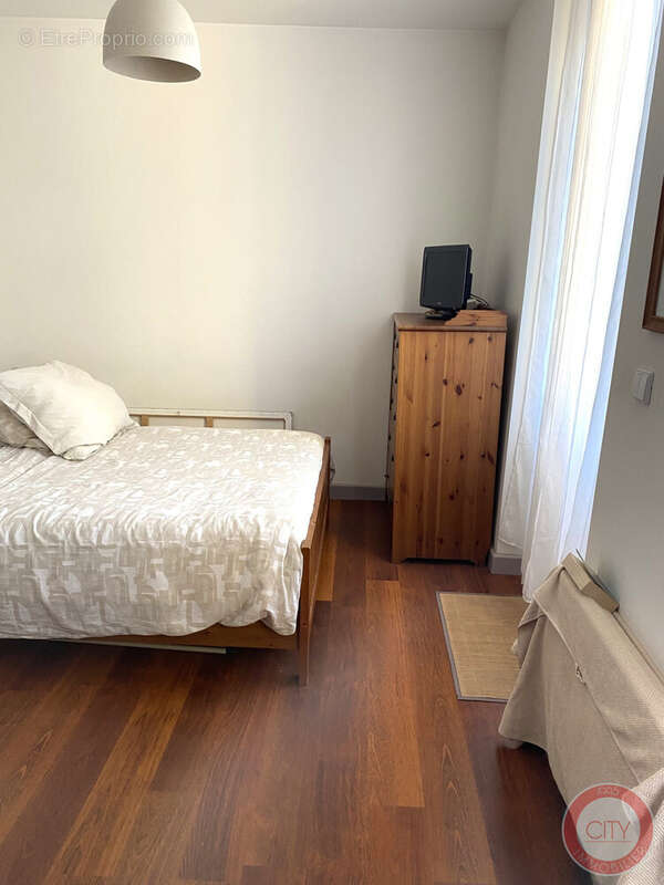 chambre avec dressing  - Appartement à BORDEAUX