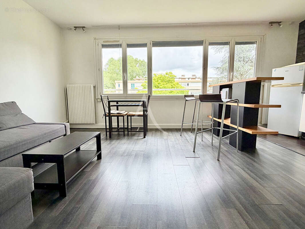 Appartement à GIF-SUR-YVETTE