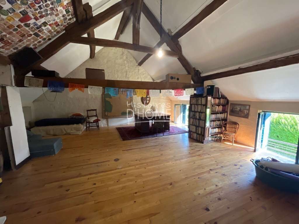 Maison à CHEVRU