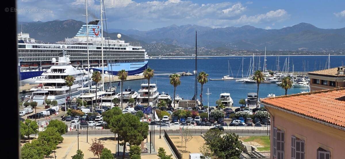 Appartement à AJACCIO