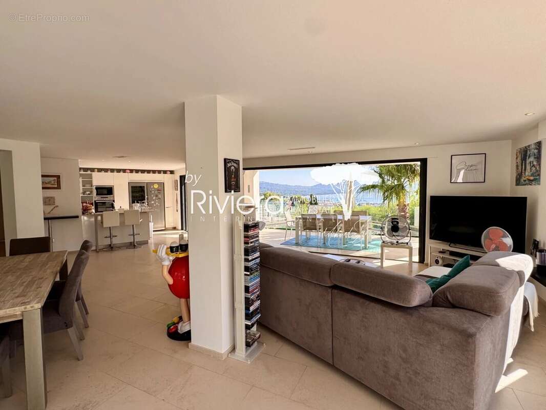 Propriété avec Piscine et Vue Mer ! - photo 12
