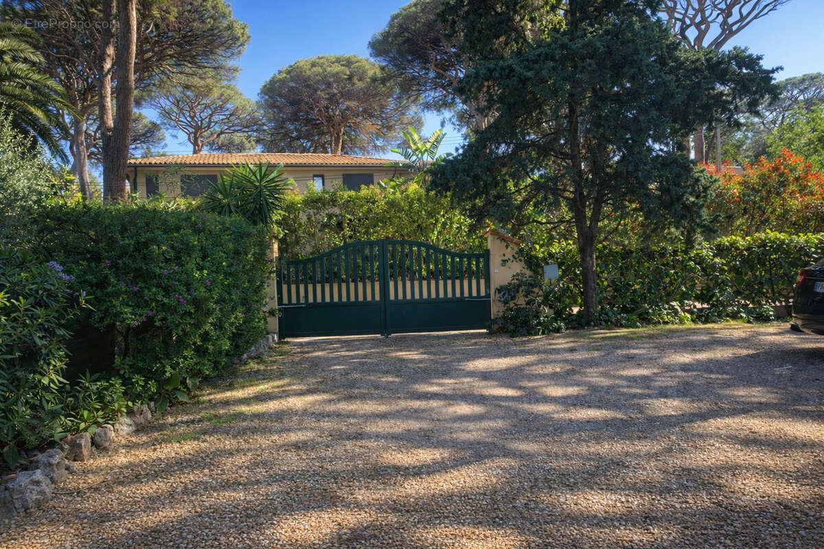 Appartement à SAINT-TROPEZ