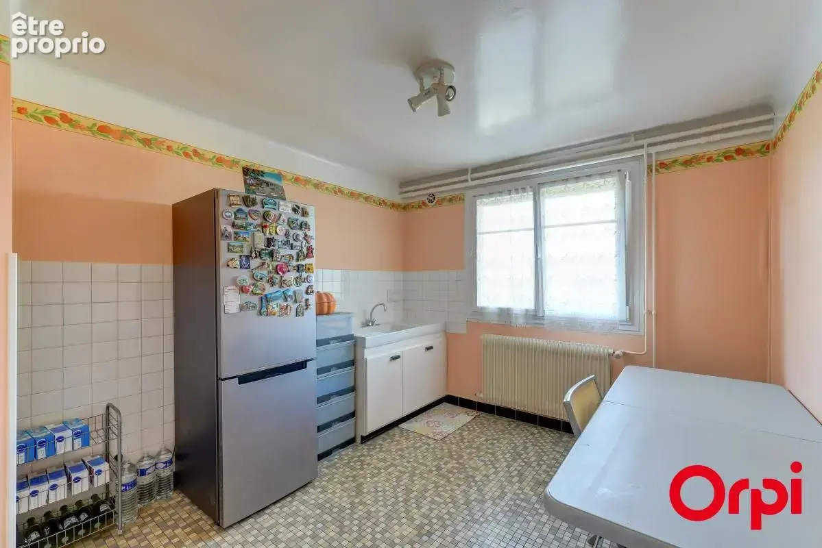 Maison familiale de 158 m² avec une belle vue dégagée - photo 17