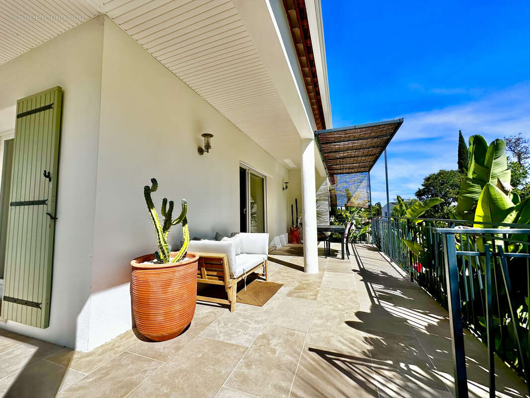 Maison à AIGUES-VIVES