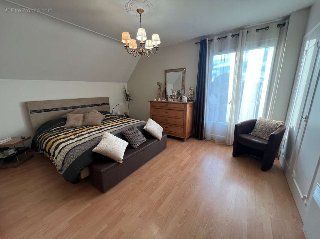 Maison à LE POULIGUEN