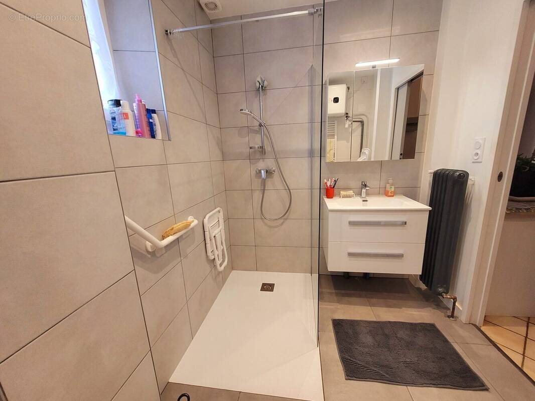 Appartement à FOURNEAUX