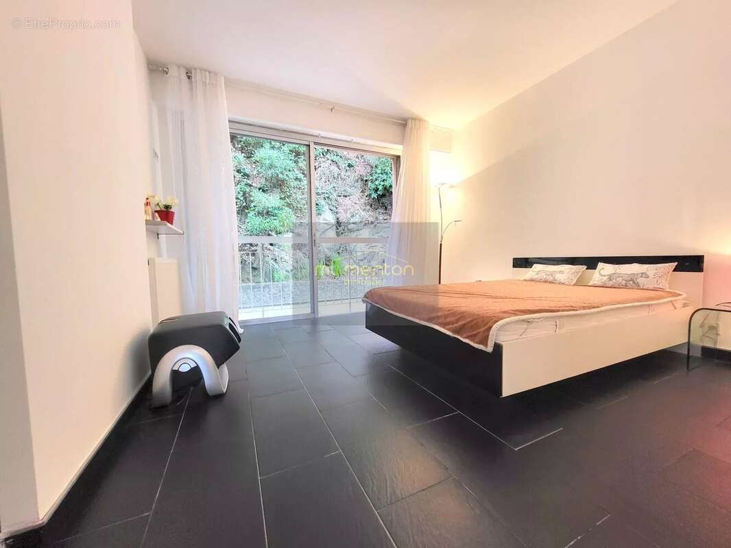 Appartement à MENTON