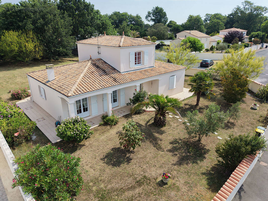 Photo Maison à Royan au prix de 559 600€