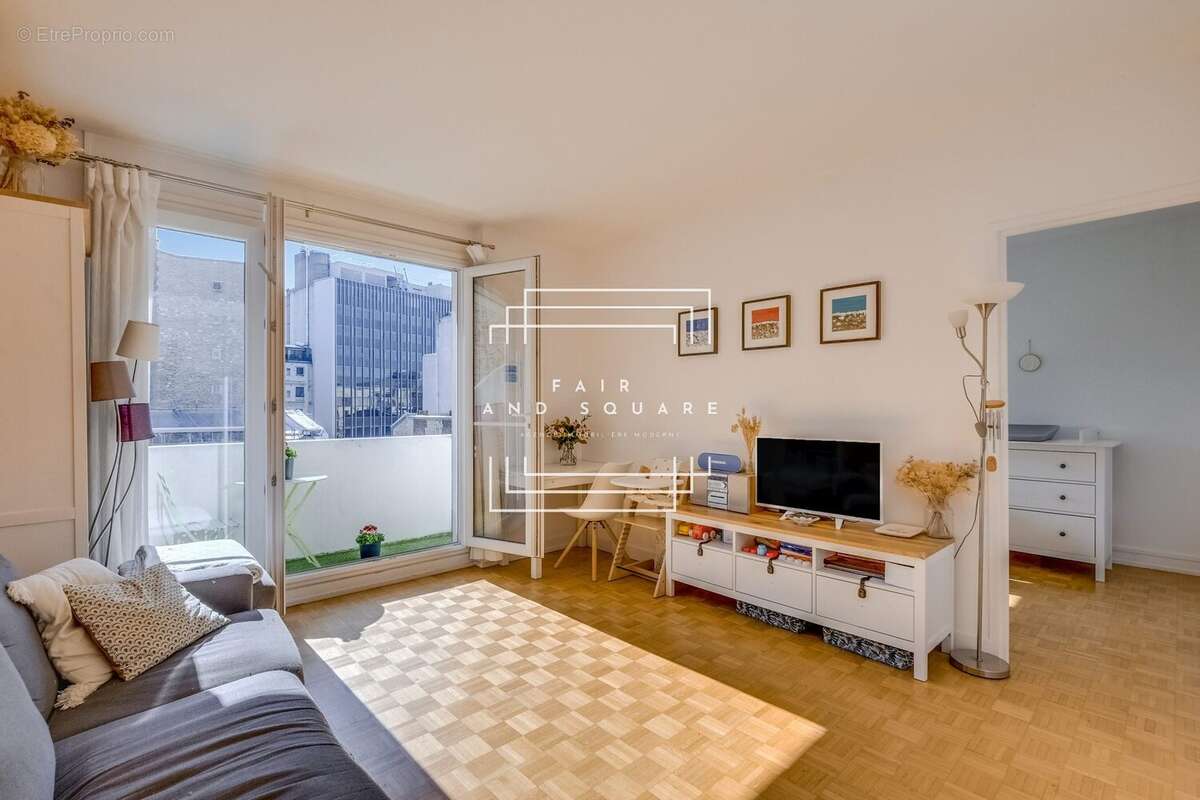 Appartement à NEUILLY-SUR-SEINE