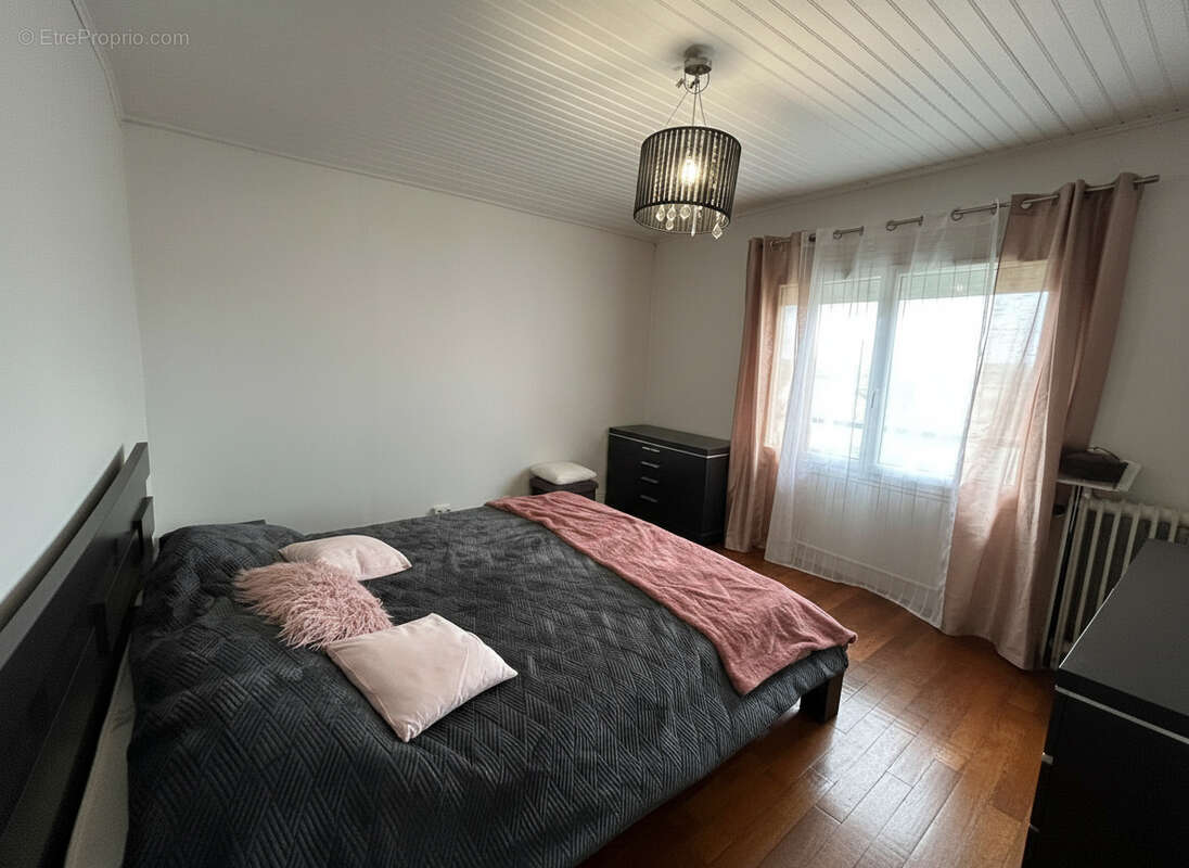 Maison à VILLENEUVE-SAINT-GEORGES