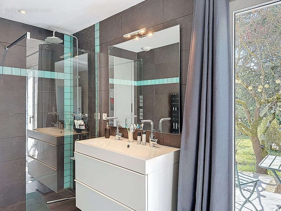 Maison à RILLIEUX-LA-PAPE