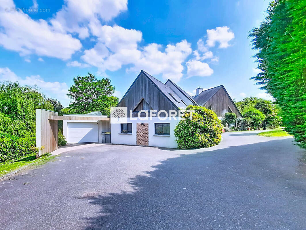 Maison Laillé 232 m² - parc arboré 3300 m² constructible - photo 12