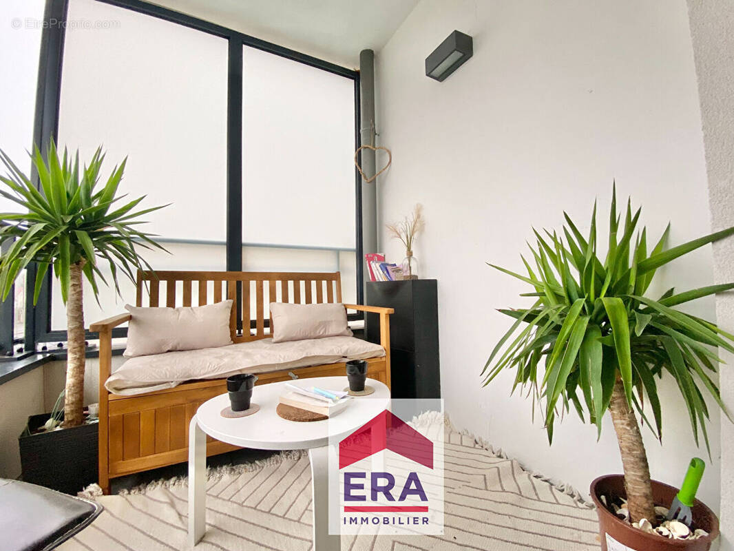 Appartement à SARTROUVILLE