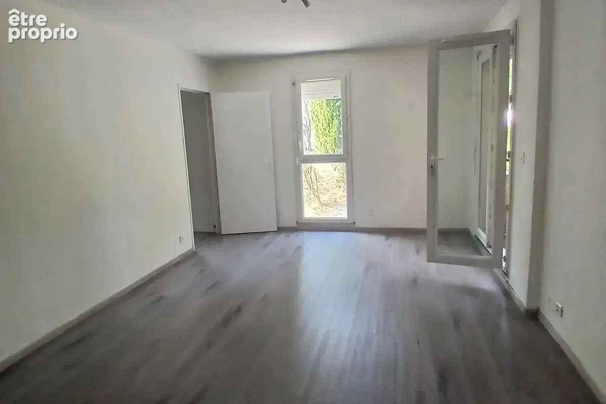 Photo Appartement à Aubagne au prix de 190 500€