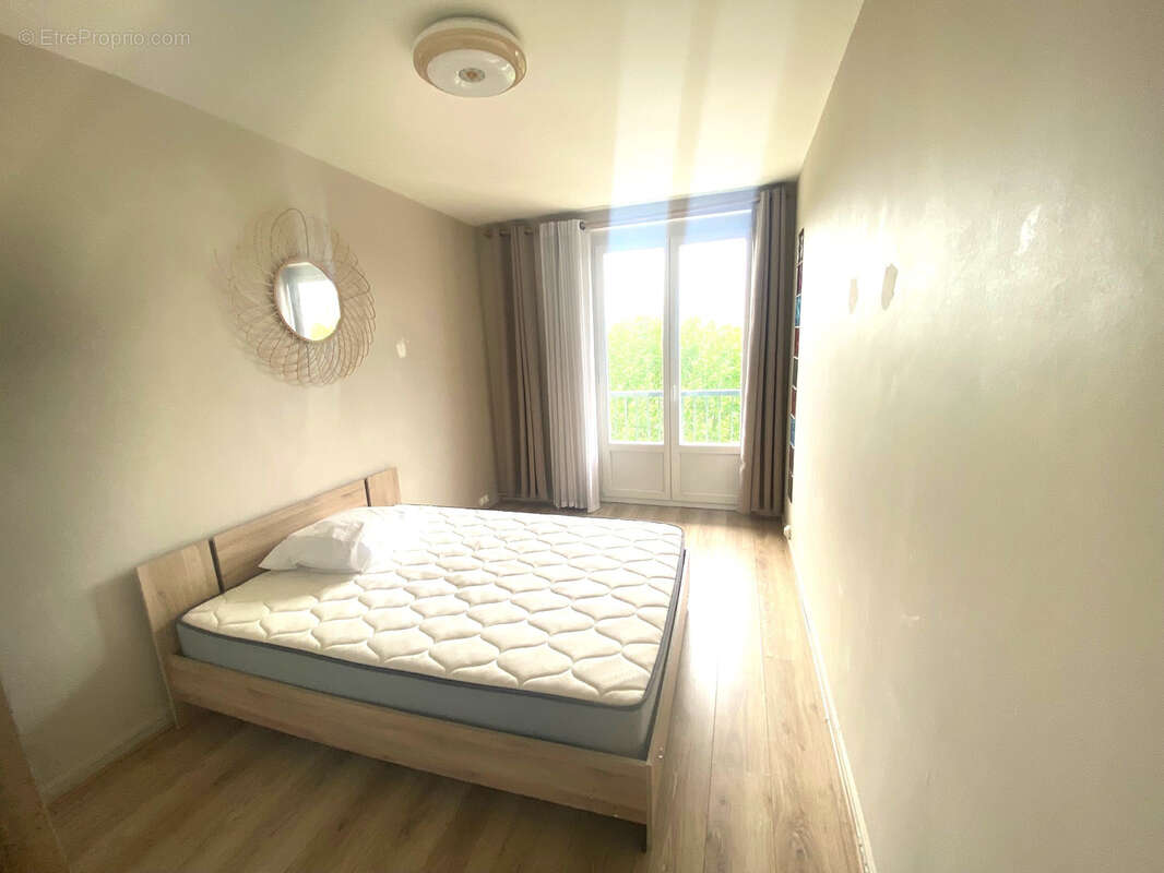 Appartement à EPINAY-SUR-SEINE