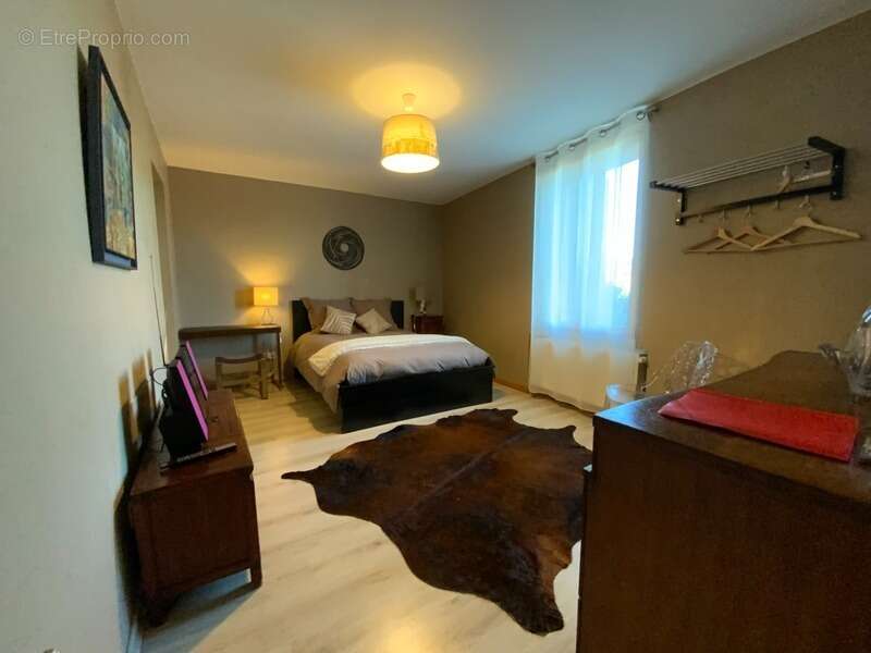 Maison à FORCALQUIER