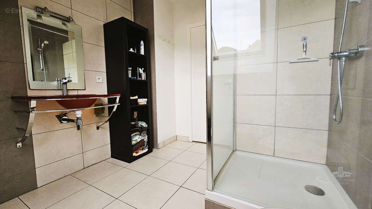 Maison à LA CHAPELLE-SUR-ERDRE